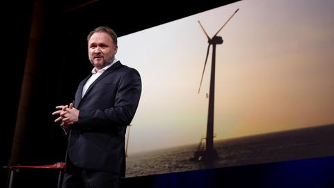 How wind energy could power Earth … and 17 other planets | Dan Jørgensen