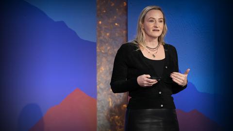 Why helping people makes you happy | Asha Curran
